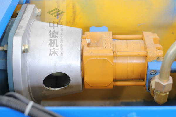 ZDPK-10032采用國(guó)內(nèi)一流品牌電機(jī)及油泵，動(dòng)力強(qiáng)勁，噪音低